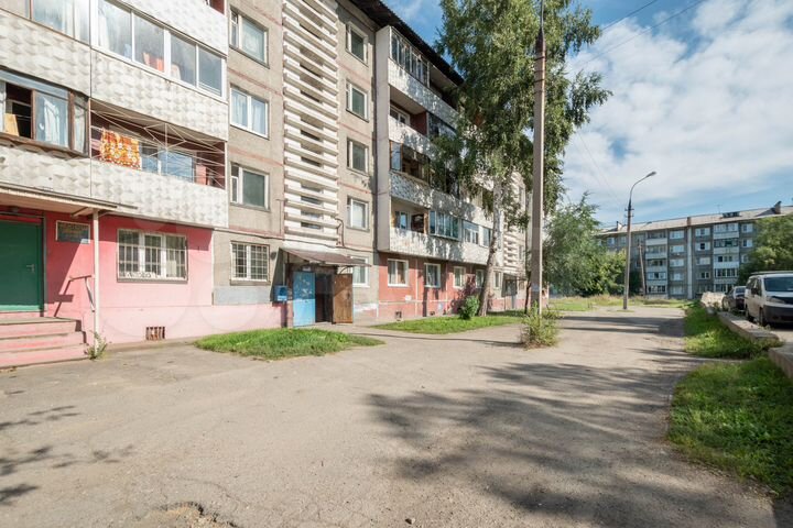 Комната 17,4 м² в 4-к., 1/5 эт.