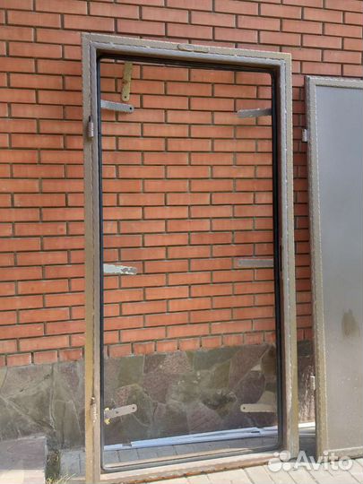 Дверь входная