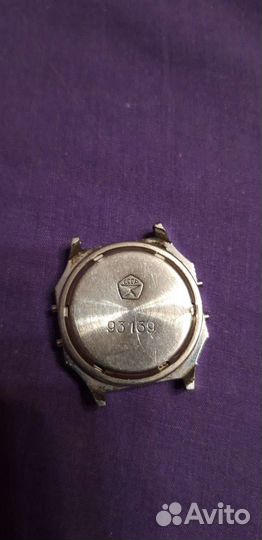 Электронные наручные часы СССР