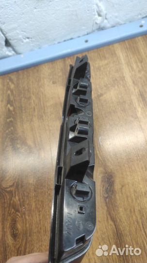 Стоп-сигнал дополнительный задний Nissan Primera P