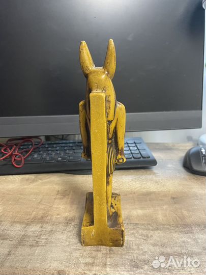 Египетская статуэтка