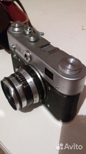 Стариный фотоаппарат фед2