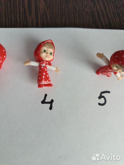 Игрушки из киндера маша и медведь