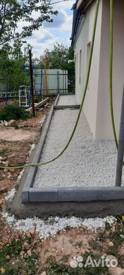 Укладка асфальта плитки брусчатки