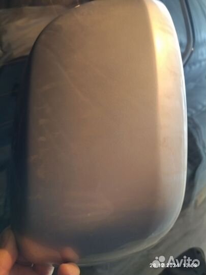 Крышка на зеркало Ленд Крузер 200