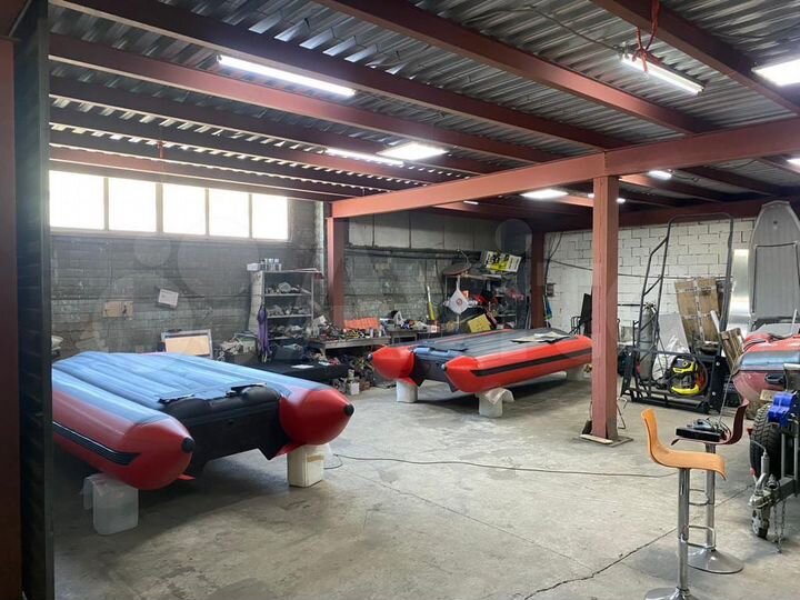 Производство, 220 м²