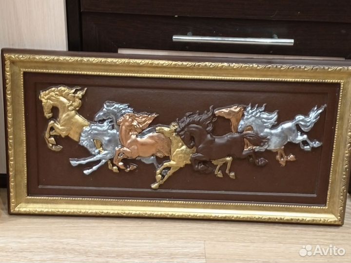 Картины из гипса