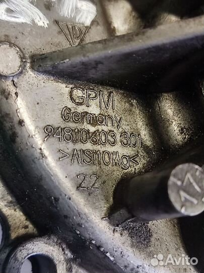 Помпа двигателя 4.8 Порш Каен 957