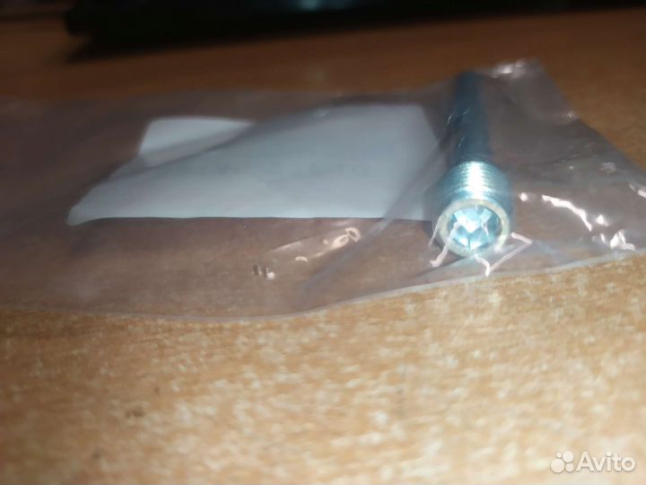 Направляющая держатель колодок suzuki skywave