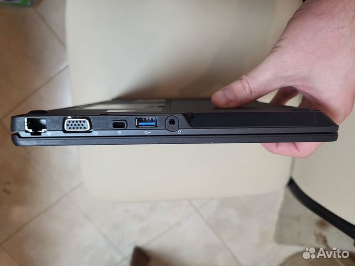 Fujitsu lufebook u7310 i5/16/4g