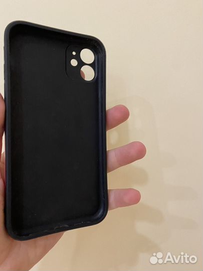 Чехол на iPhone 11