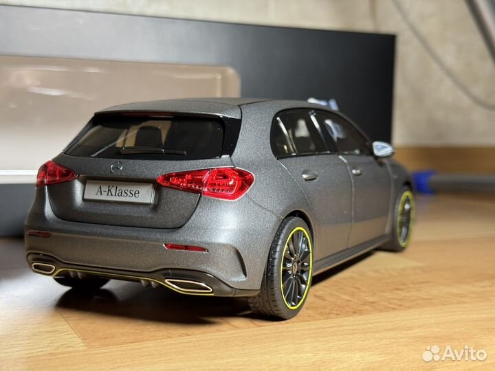 Машинка, модель Mercedes A-class, amg,1/18