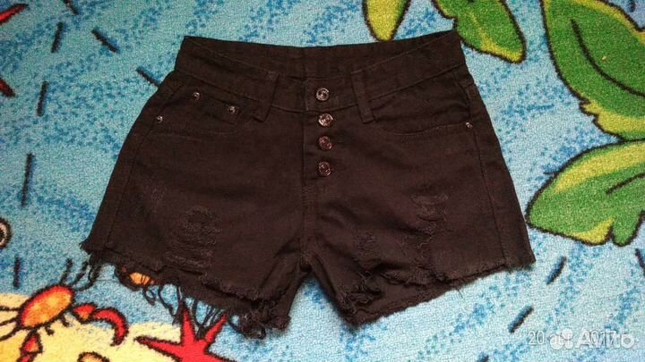 Шорты женские