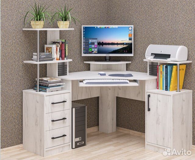 Стол компьютерный угловой