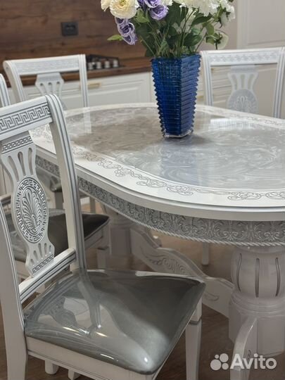 Столы и стулья для кухни новые