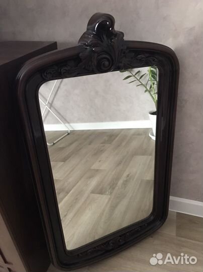 Зеркало настенное