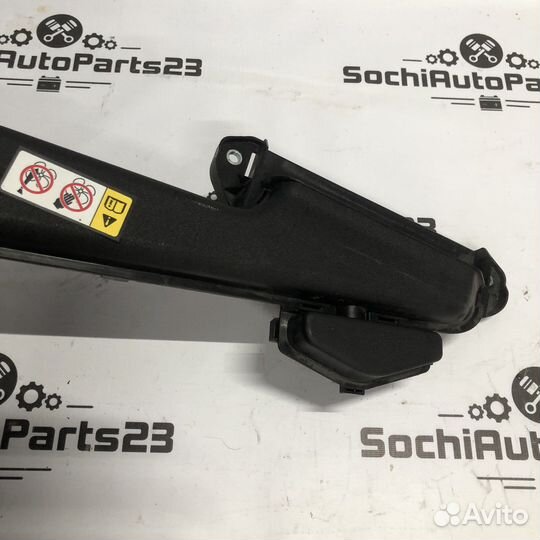 Воздухозаборник Toyota Camry V70 XV 70