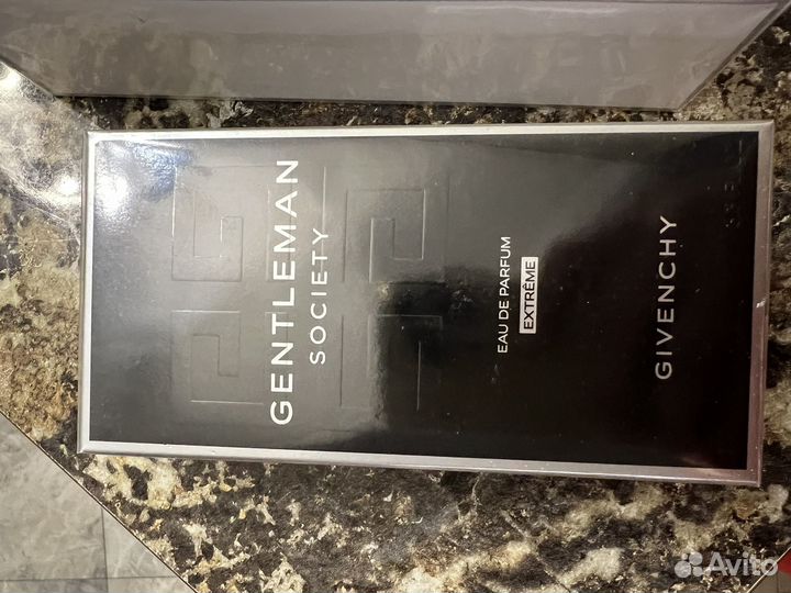 Ароматы Dior и Givenchy