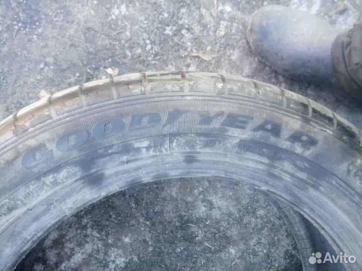 Goodyear Excellence 215/55 R17