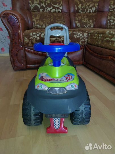 Детская машинка каталка, толокар