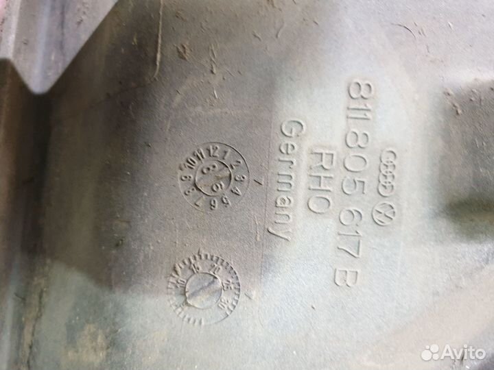 Фартук передний под бампер Ауди 80 Б2 811805617B