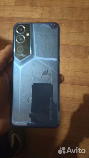 TECNO Pova Neo 2, 4/64 ГБ