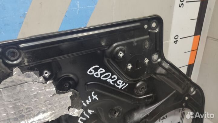 Обшивка двери передней левой Infiniti M Y51