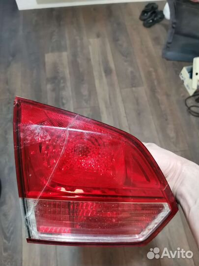 Фонарь левый внутренний Шевроле Круз универсал