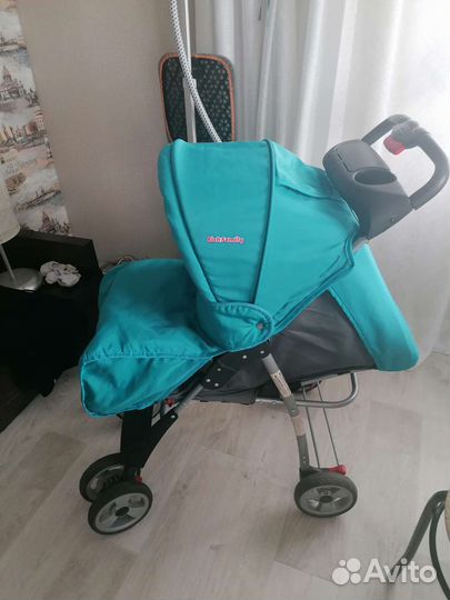 Прогулочная коляска