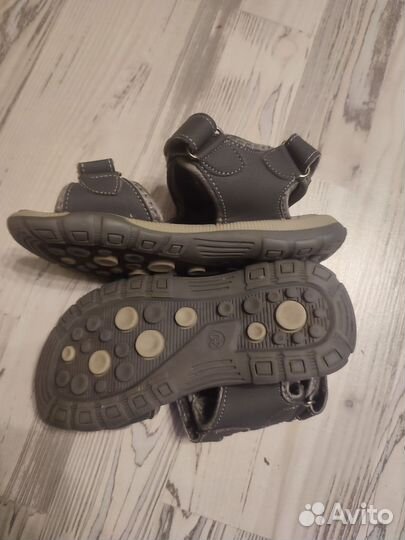 Сандали детские 30 размер