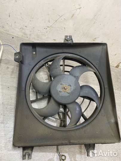 Вентилятор радиатора Hyundai Lantra