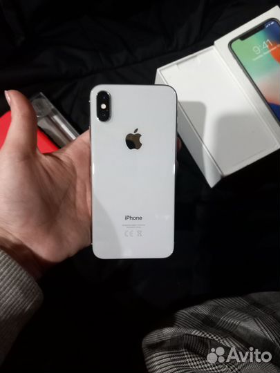 iPhone X, 64 ГБ