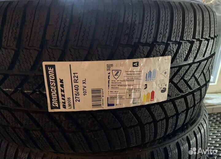 Bridgestone Blizzak LM-005 275/40 R21 и 315/35 R21 107V