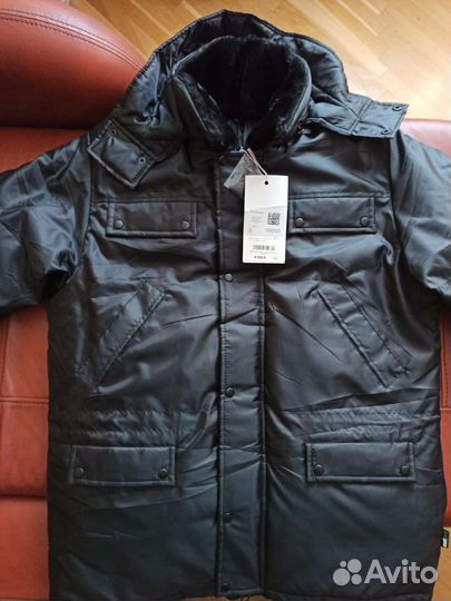 Форма охраны новая и в хорошем состоянии