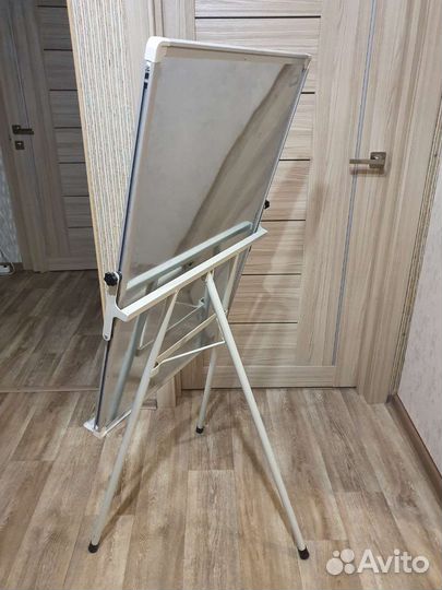 Магнитно-маркерный флипчарт, аренда