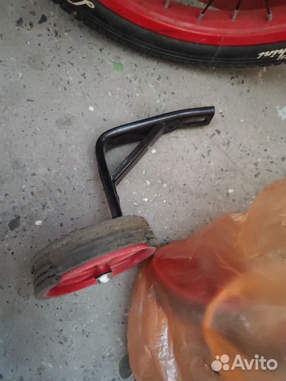 Детский велосипед 16