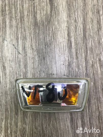 Повторитель поворота передний правый Opel Astra H