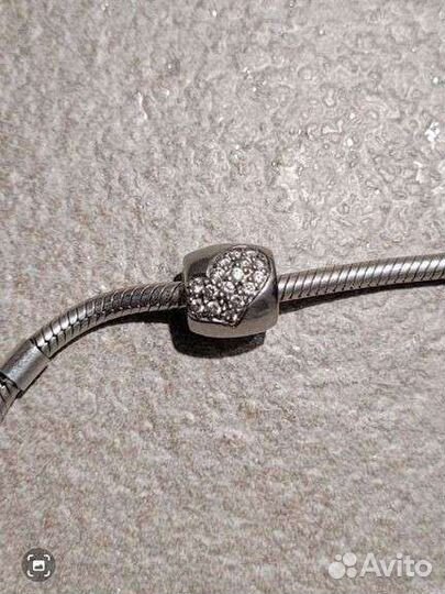 Украшение шарм