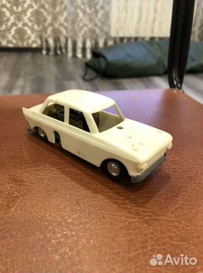 Коллекционная машинка