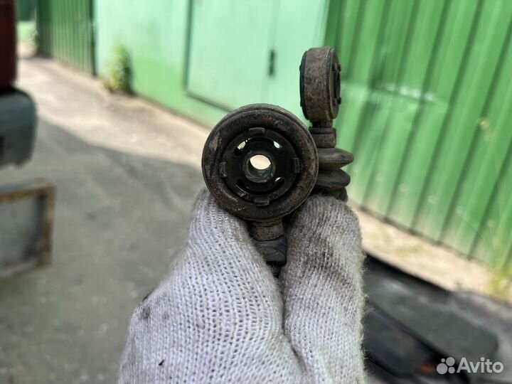 Кулиса Мицубиси Лансер 9