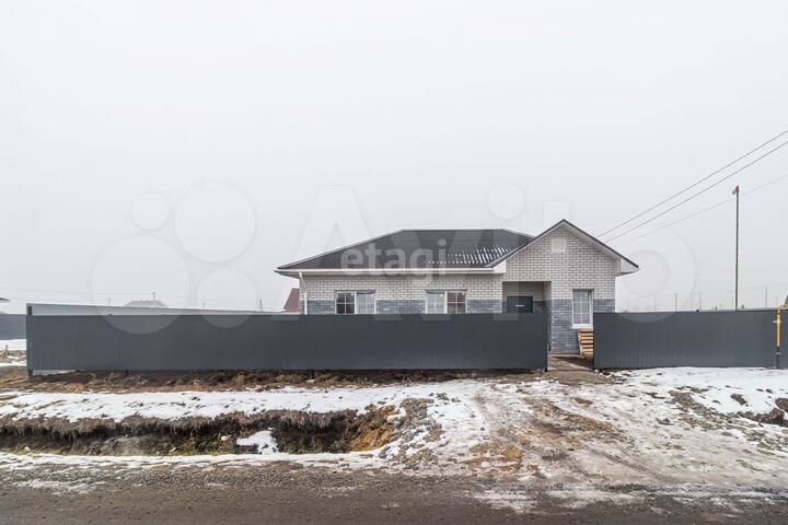 Дом 92,8 м² на участке 4 сот.