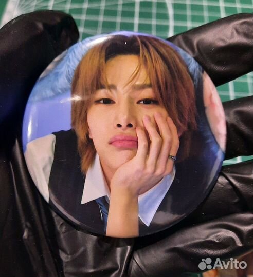 Значки на заказ с Юнги, Чонином