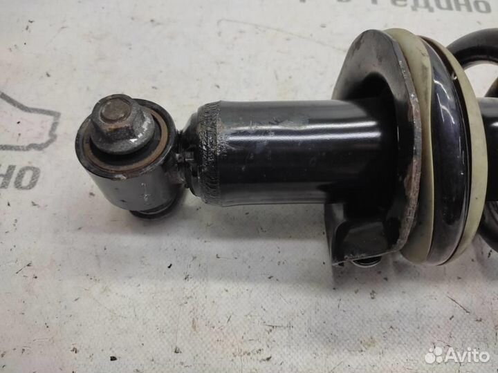 Стойки передние w470 X-class 699.301 2018