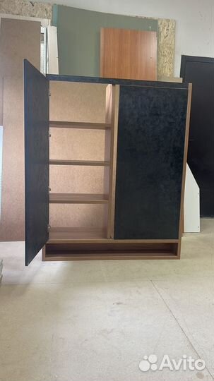 Продам встроенный шкаф в ванную комнату