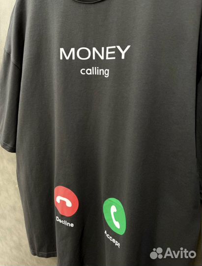 Стильная женская футболка (money call)