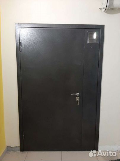 Металлические тамбурные перегородки,входные двери