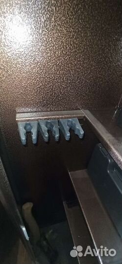 Оружейный сейф угловой