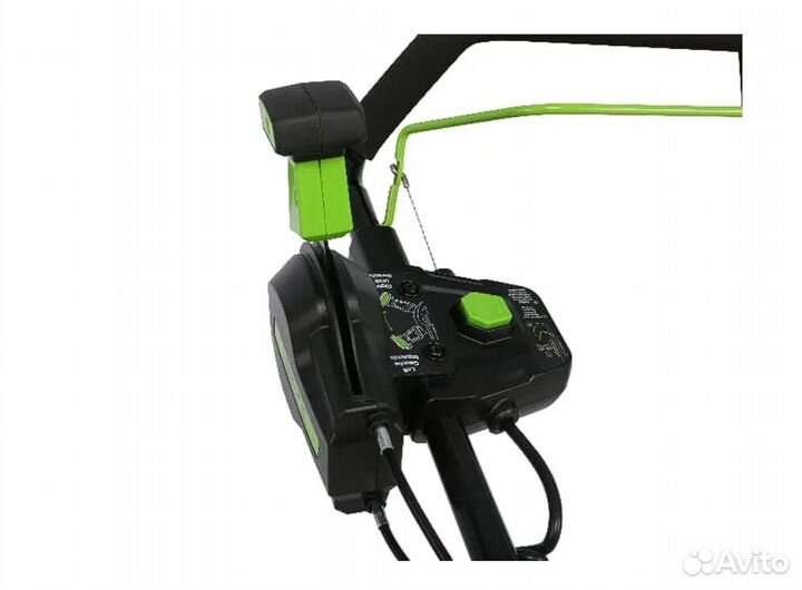 Снегоуборщик аккумуляторный Greenworks GD82STK5