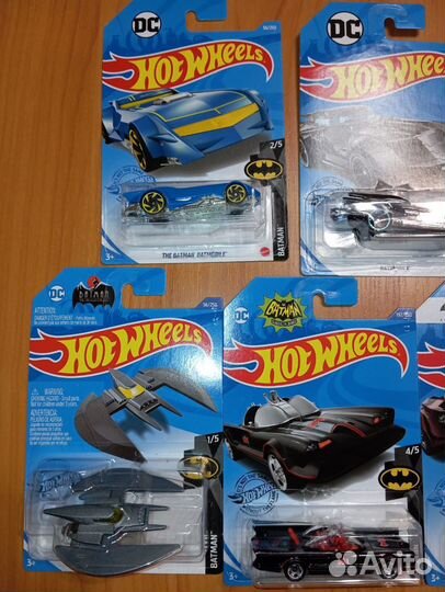 Машинки hot wheels Batman treasure hant