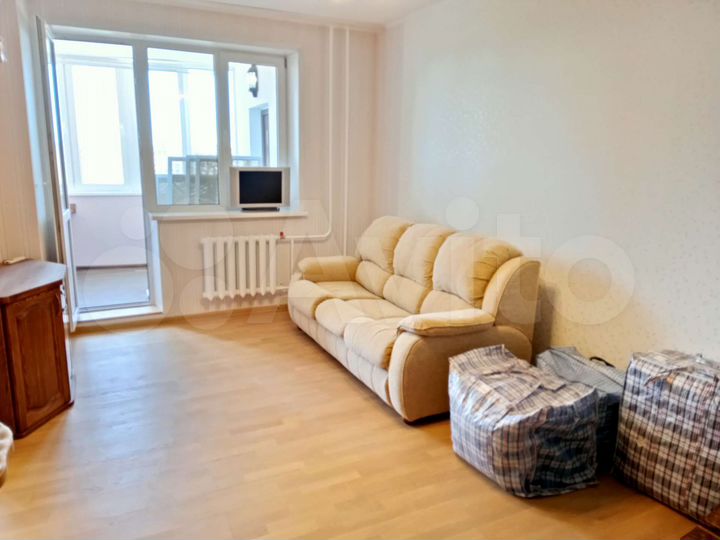 1-к. квартира, 49,6 м², 8/16 эт.